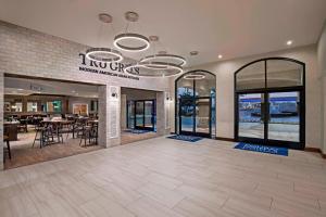 Four Points by Sheraton Anaheim - Overview and Location