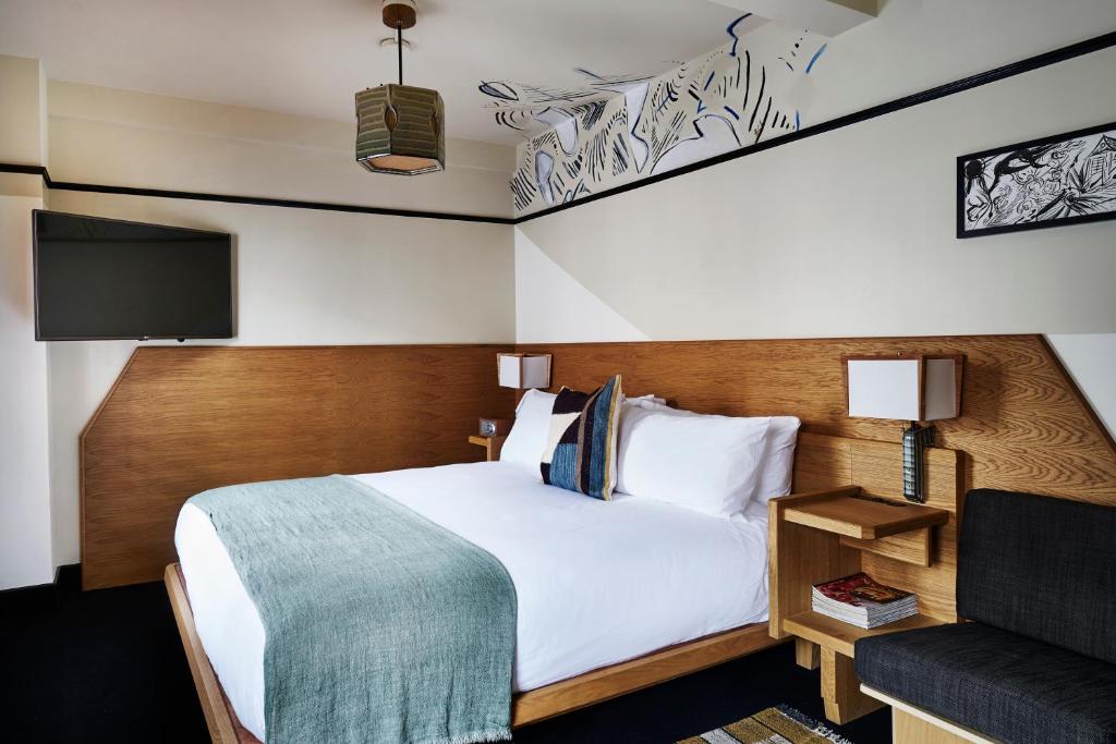 Freehand New York - Hotel Overview and Location