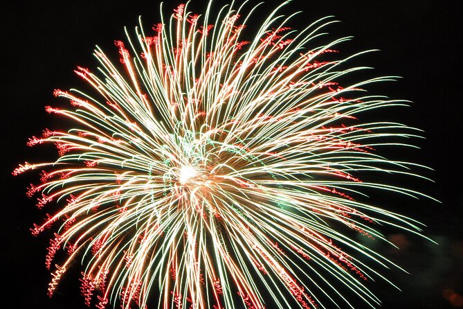 Friday Fireworks Dinner Sail From the Hilton Hawaiian Village
