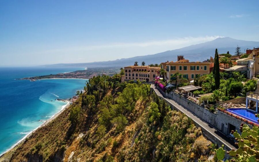 From Cefalù: Day Trip to Mount Etna and Taormina