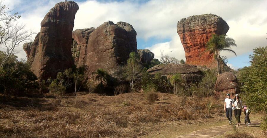 From Curitiba: Vila Velha State Park Full-Day Group Tour