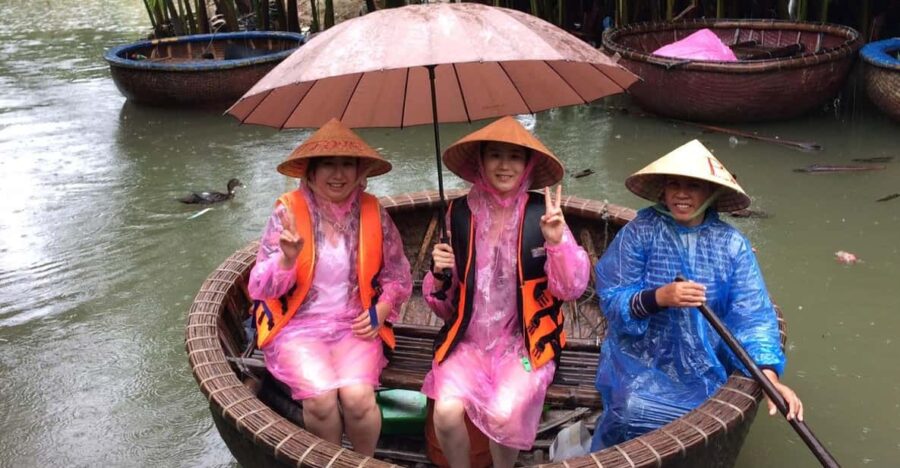 From Da Nang: Bay Mau Cooking Class, Basket Boat and Market
