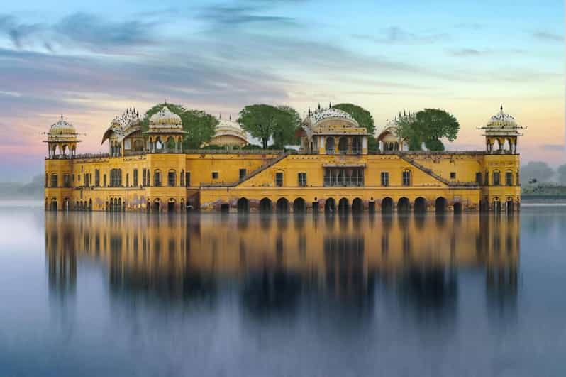 From Delhi: 4-Day Golden Triangle Private Luxury Tour