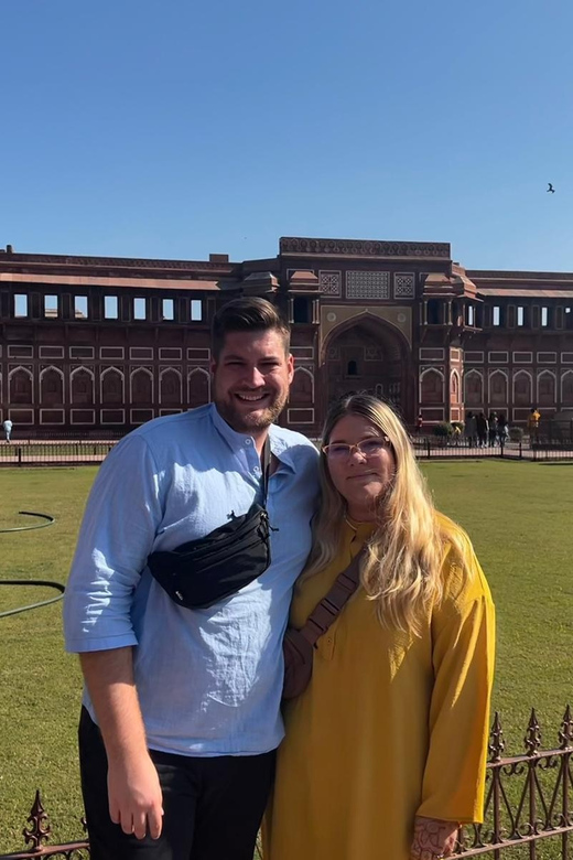 From Delhi Agra & Ghost City Fatehpur Sikri Overnight Tour