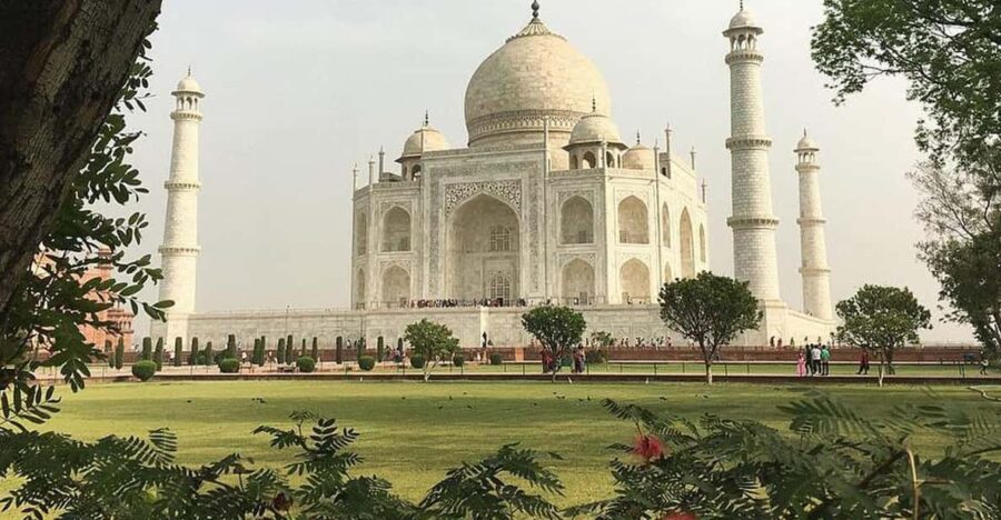 From Delhi: Private Agra Tour With Guide By Car