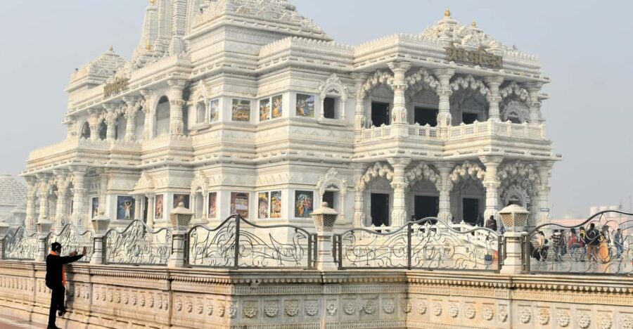 From Delhi: Private Taj Mahal, Vrindavan & Mathura Tour. - Tour Overview and Pricing