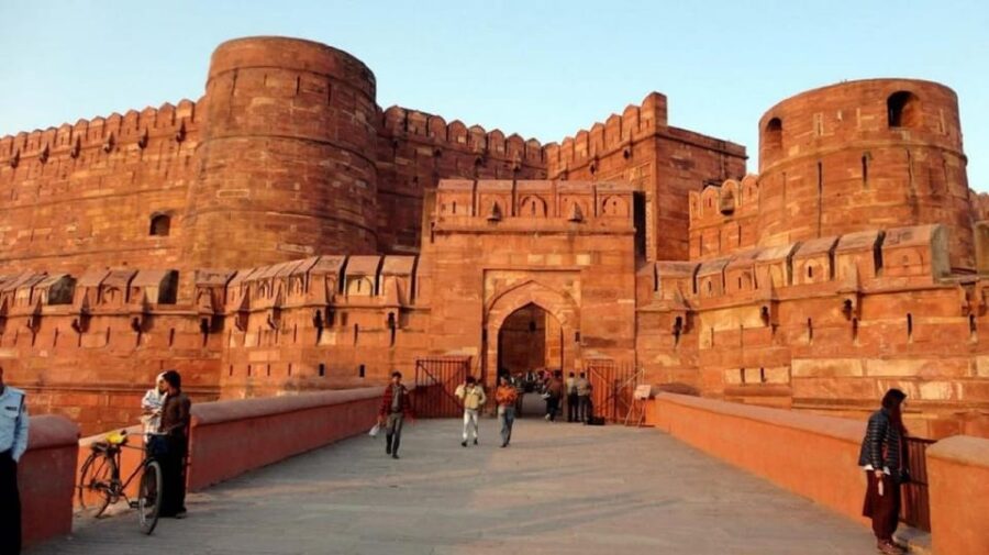 From Delhi: Taj Mahal & Agra Private Day Trip With Transfers