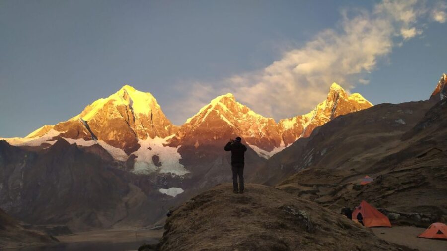 From Huaraz || Excursion to Honcopampa + Chancos Hot Springs.