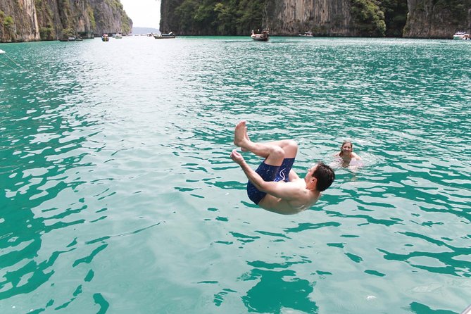From Khao Lak : Full-Day Private Phi Phi Islands Speedboat Charter