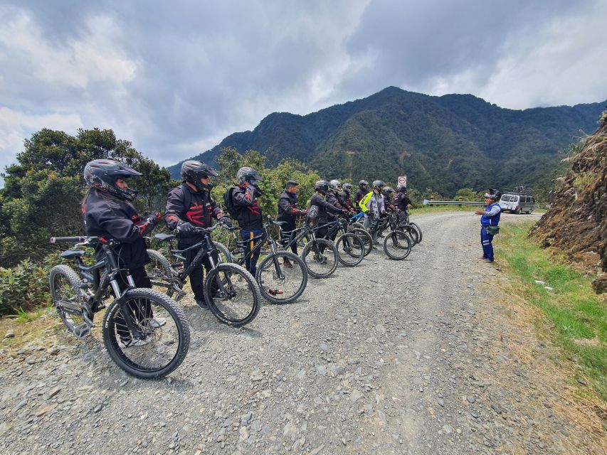 From La Paz: 5-Day Death Road & Uyuni Salt Flats Bike Tour - Tour Overview