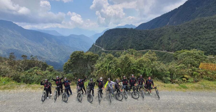 From La Paz: 5-Day Death Road & Uyuni Salt Flats Bike Tour - Tour Overview