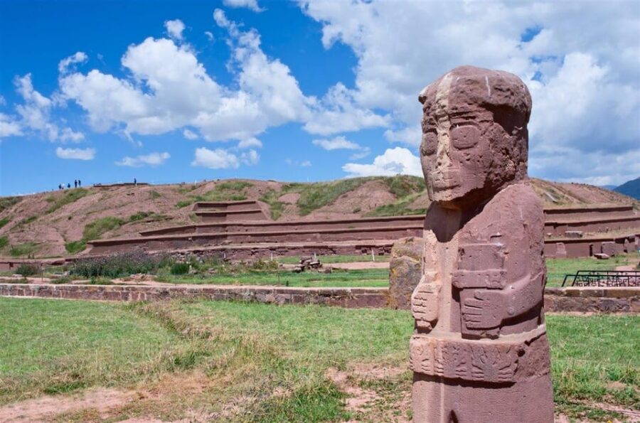 From La Paz: Shared Guided Tour of the Tiwanaku Ruins