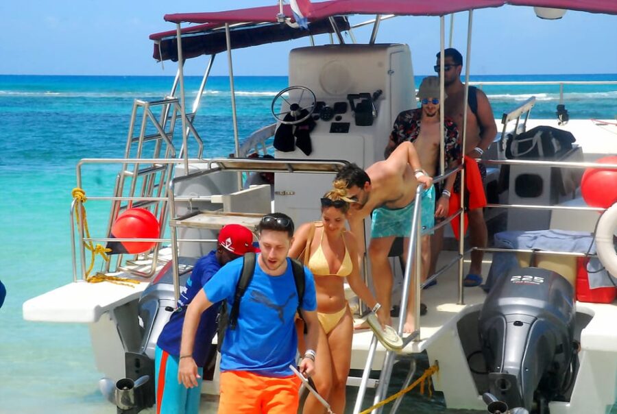 From La Romana: Saona Island for Carnival Cruises Passengers