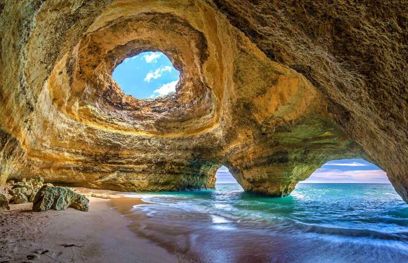 From Lagos: Scenic Cruise to the Benagil and Carvoeiro Caves