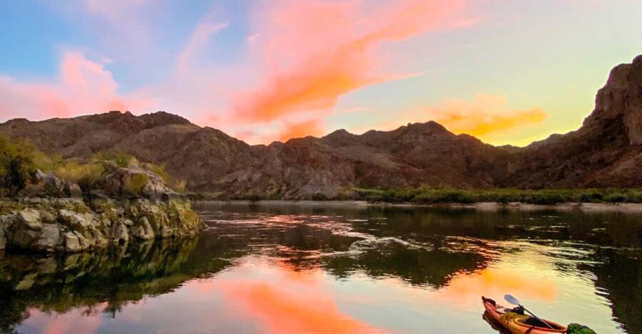 From Las Vegas: Black Canyon Twilight Kayak Tour