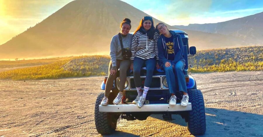 From Malang: Shared Bromo Sunrise Tour With Breakfast
