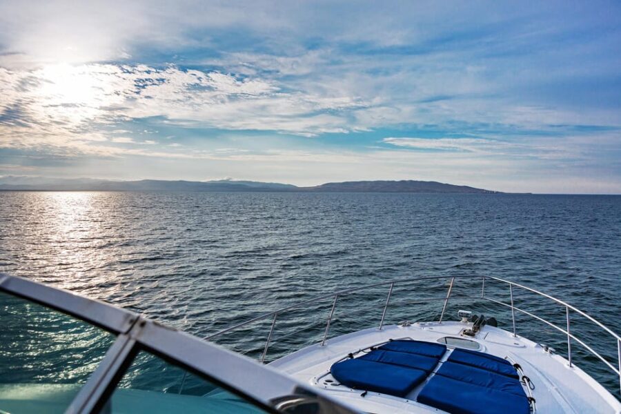 From Paracas: Conch Harvesting in Exclusive Yacht