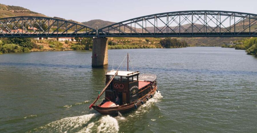 From Pinhão: Douro Valley Rabelo Boat Tour With Audio Guide