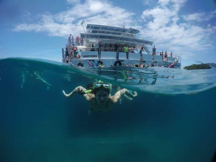 From Rio: Full Day in Búzios With Catamaran Tour and Lunch