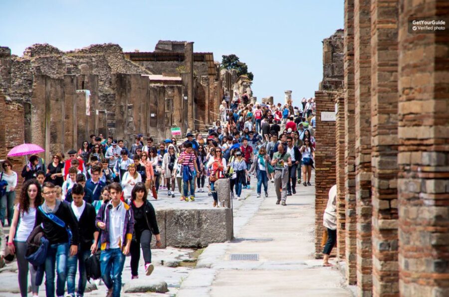 From Sorrento: Pompeii Ruins All-inclusive Guided Tour