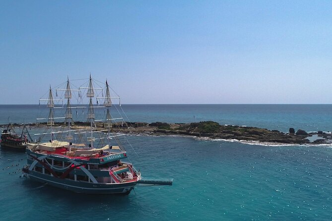 Full Day All Inclusive Boat Ride and Foam Party