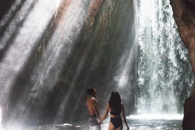Full Day : Bali TUKAD CEPUNG Waterfall & Gates of HEAVEN at Lempuyang Temple