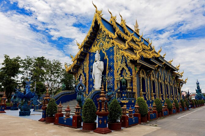 Full-Day Chiang Rai Temples Tour From Chiang Mai With Hot Spring