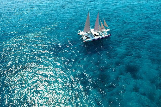 Full Day Lembongan Island Catamaran Cruise With BBQ Lunch - Inclusions and Amenities