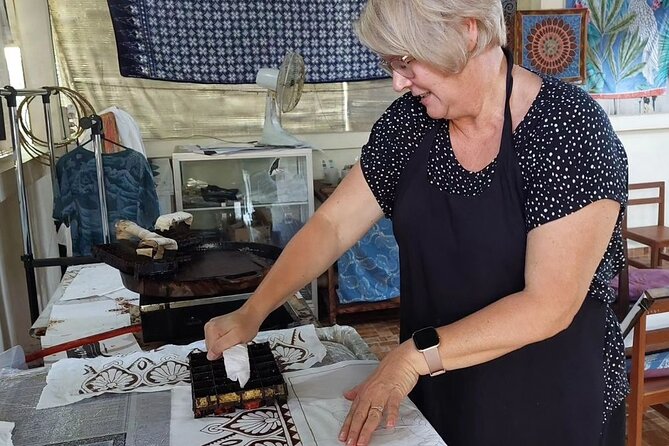 Full Day Private Batiks Class to Miniature Park With Lunch & Gift - Tour Overview