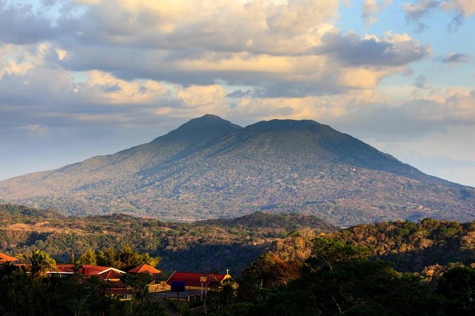 Full-Day Private Tour to Nicaragua From Costa Rica
