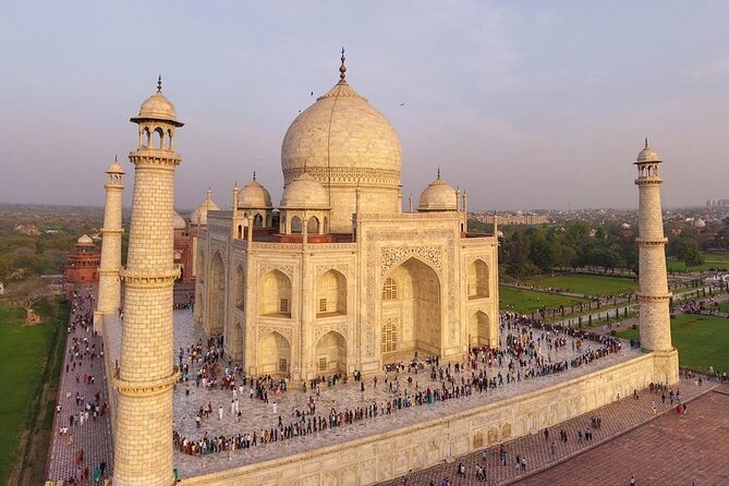 Full Day Taj Mahal & Agra City Tour by E-Rickshaw
