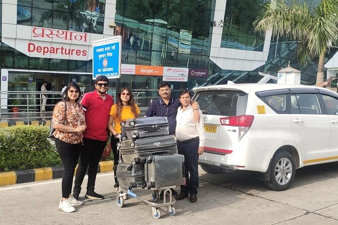 Full Day Tour From Udaipur To Kumbhalgarh and Ranakpur By Car
