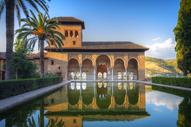 Full Day-Tour to Alhambra From Seville - Tour Overview