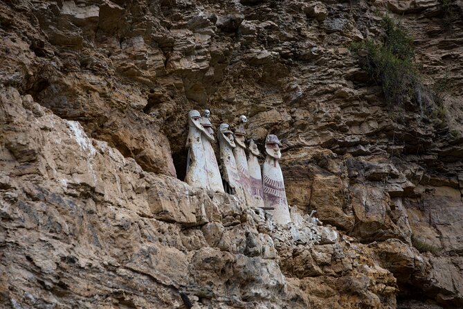 Full Day Tour to Karajía and Quiocta Cave – Private