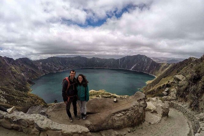 Full-Day Tour to Quilotoa Lagoon From Baños With Lunch