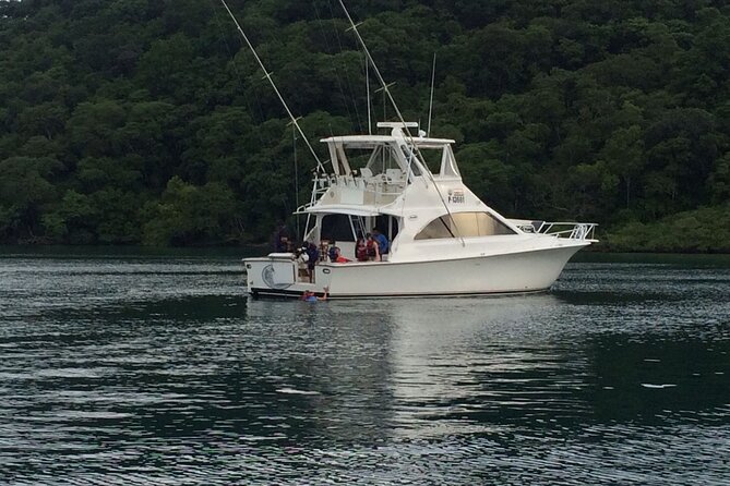 Fun at the Ocean With Barbecue at the Beach - Ocean Yacht 48FT - Overview and Experience