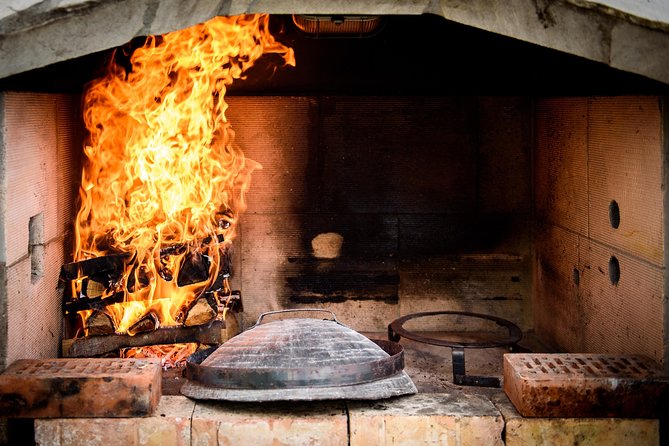 Gastro Tour With Dalmatian Peka and Zinfandel Wine - Culinary Experience