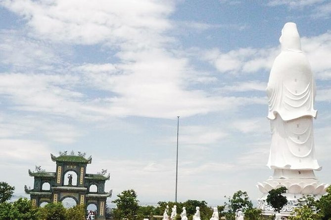 Golden Bridge Ba Na Hills 1 Day Small Group Tour