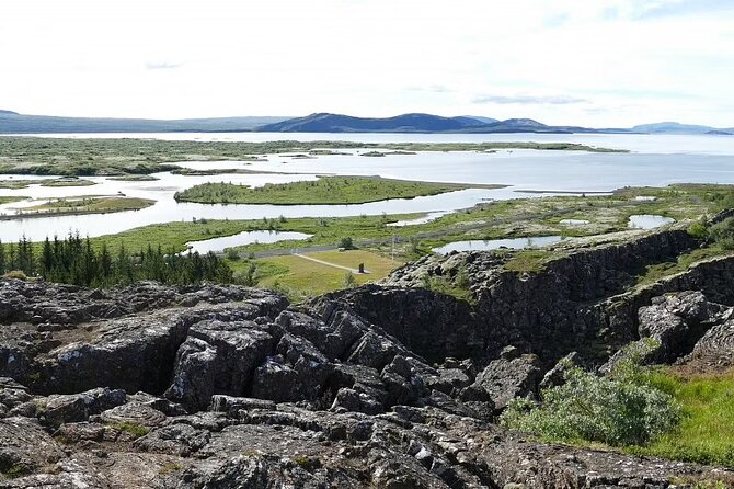Golden Circle and Sky Lagoon Full-Day Tour