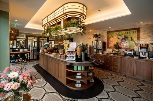 Grand Hotel Valies - Location and Accessibility