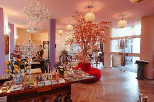 Grand Museum Hotel, BW Signature Collection - Hotel Overview