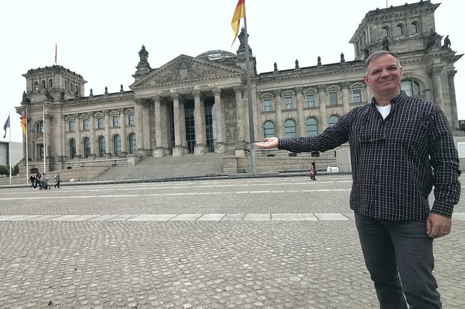 Group Walking Tour (1-20 People): 3 Hours Old-Town, Brandenburg Gate and More…