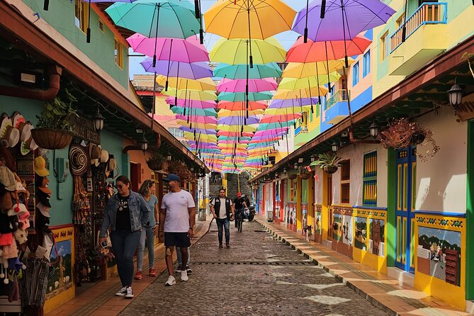 Guatapé Tour and Dam Boat Tour From Medellín - Tour Overview