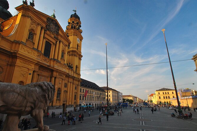 Guided Night Bike Tour of Munich - Tour Overview