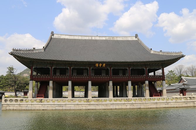 Gyeongbokgung Palace Private Half-Day Tour - Tour Overview