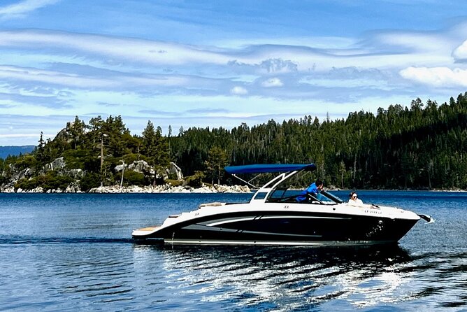 Half Day Luxury Yacht Class Tour on Lake Tahoe