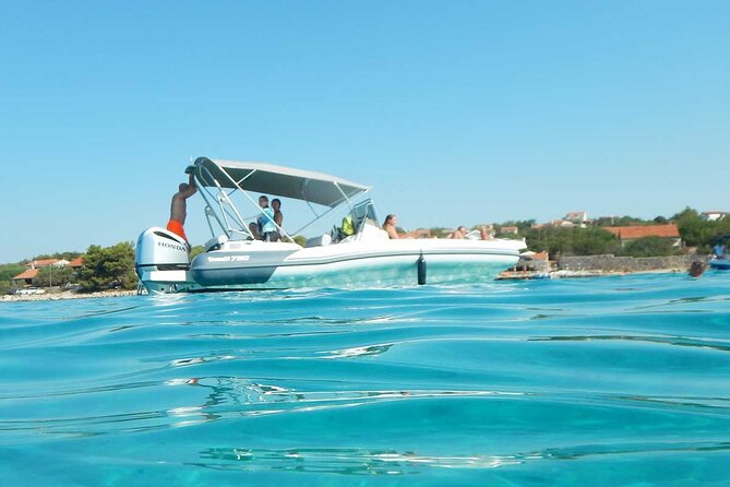Half Day Speedboat Tour to Solta Island & Blue Lagoon From Trogir