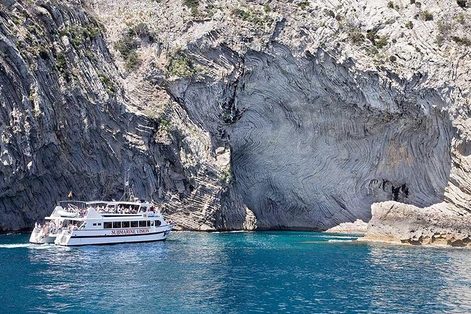 Half-Day Visit to Formentor Beach by Catamaran - Included Amenities