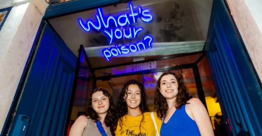 Halloween Haunts: Lisbon Pub Crawl Experience - Event Overview