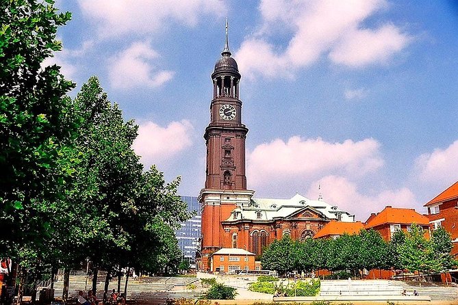 Hamburg: Hop-On Hop-Off Tour – Yellow Double Decker